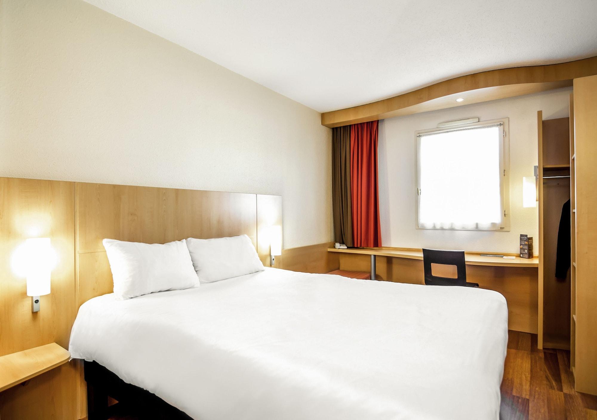 Ibis Madrid Hotel 2*