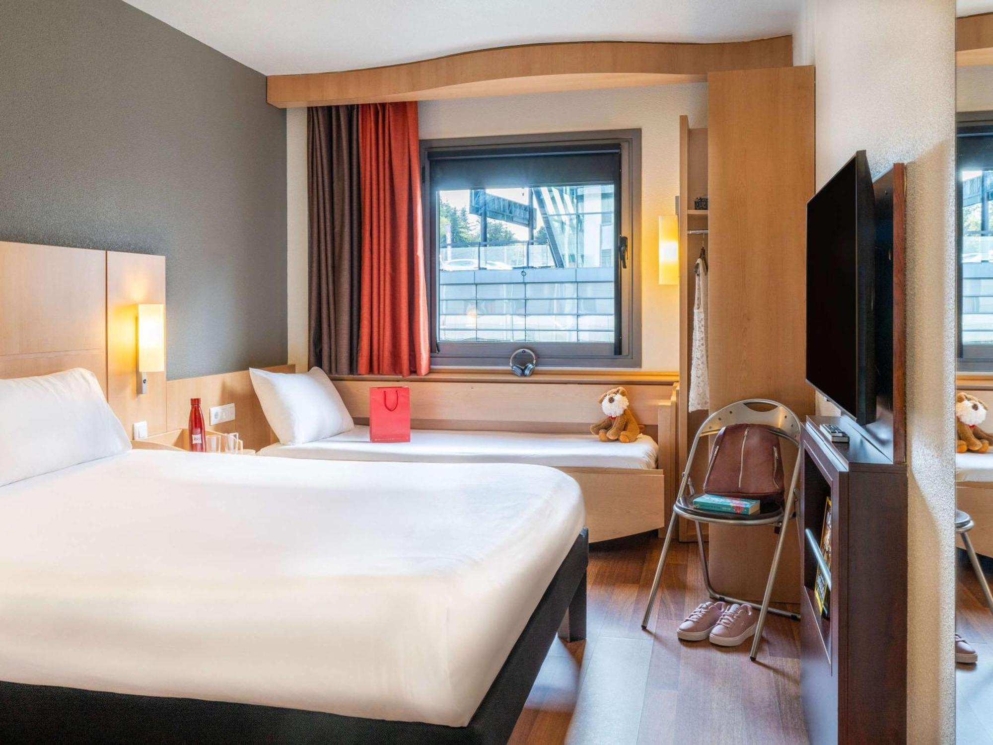 Ibis Madrid 2*